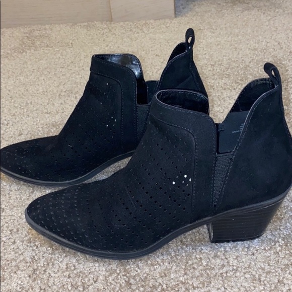 American Eagle Outfitters Shoes - 🦅American Eagle Booties